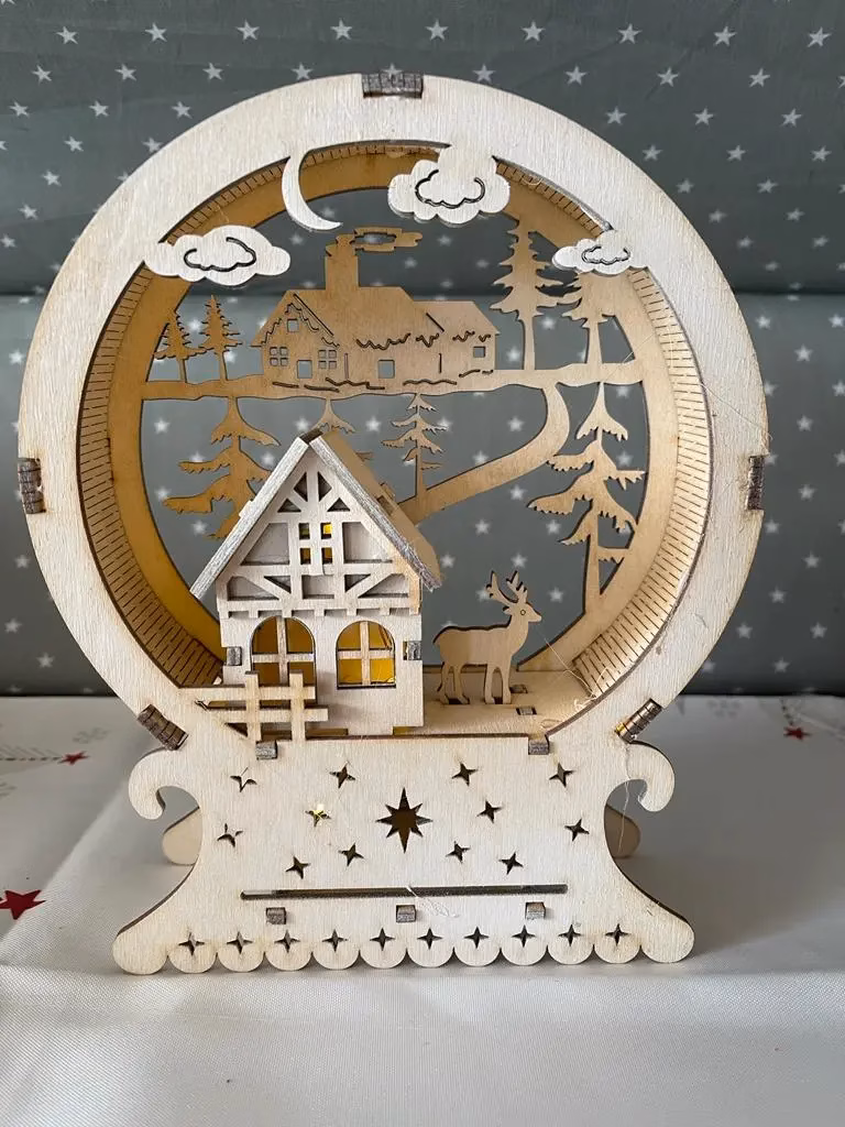 Schwibbogen Winterlandschaft – Weihnachtliche Szene im Rundbogen