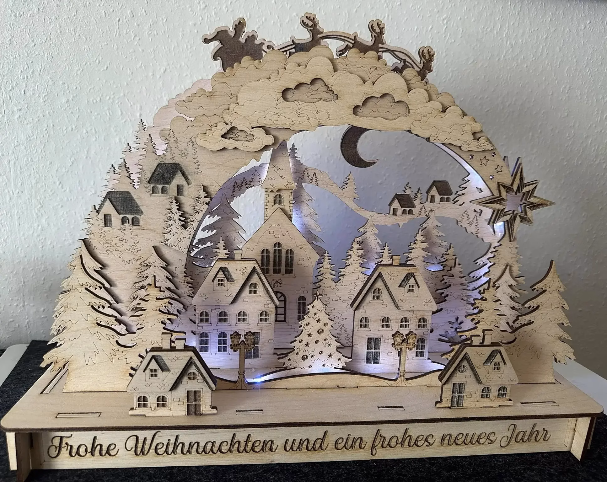 Schwibbogen Winterdorf – Weihnachtliche Dekoration