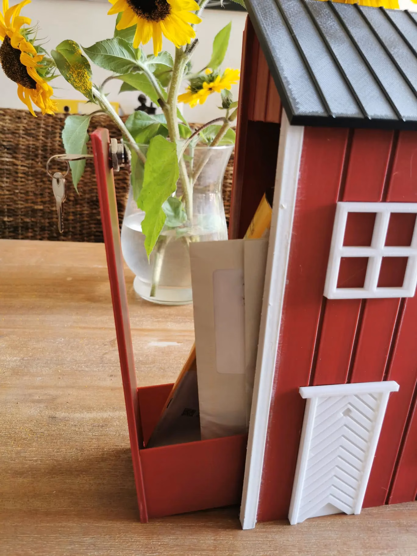 Briefkasten im Schwedenhausstil