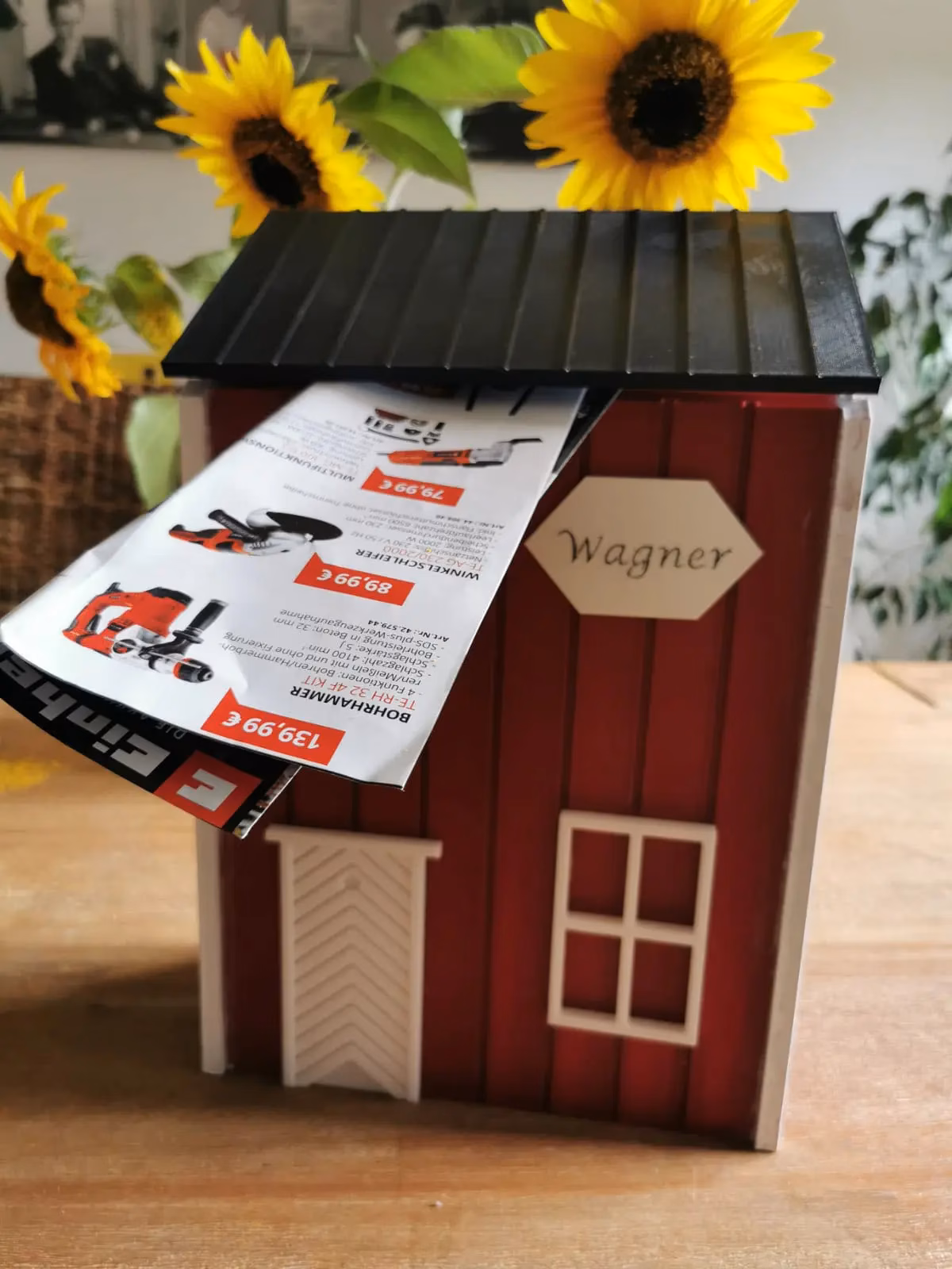Briefkasten im Schwedenhausstil