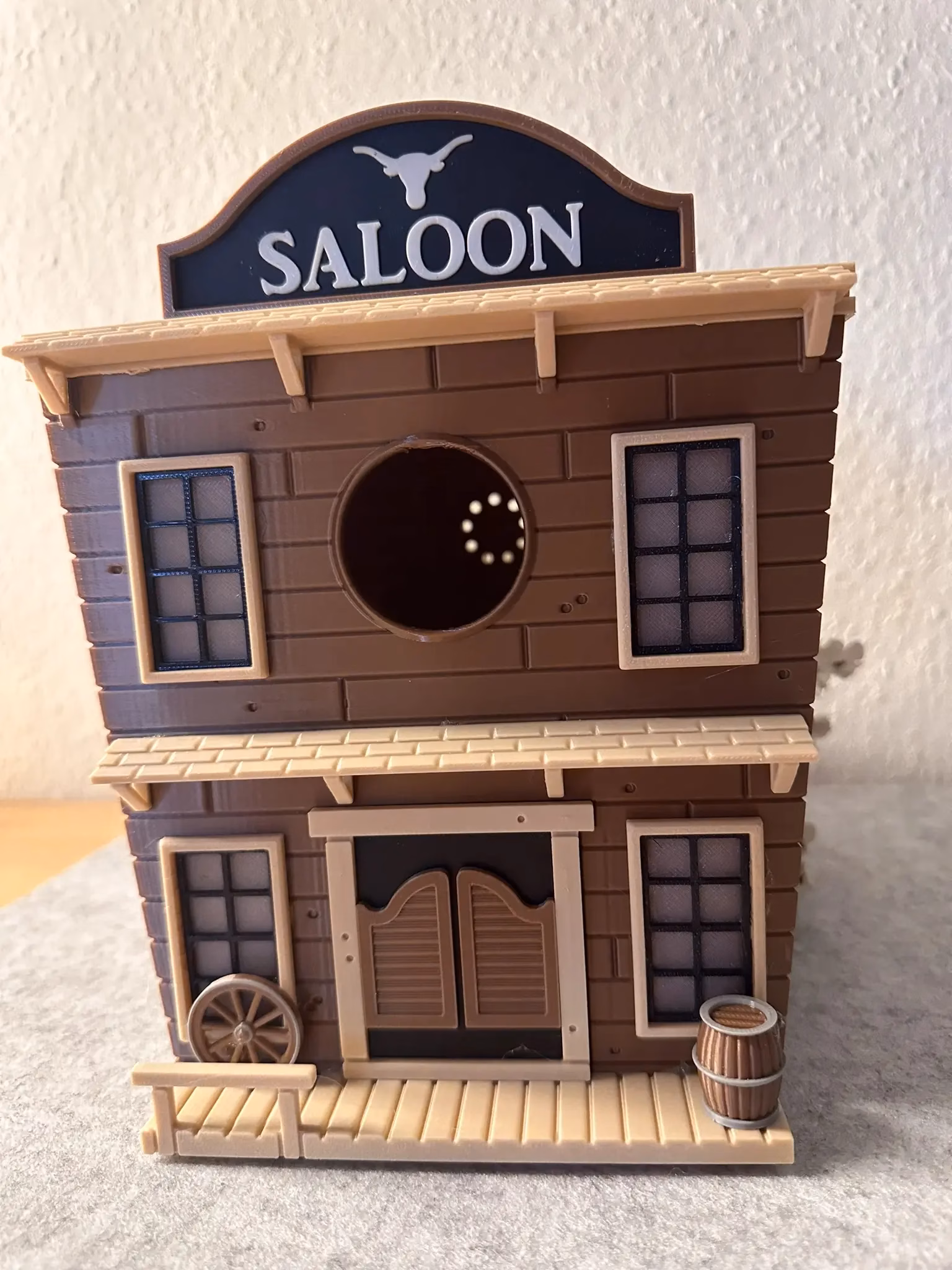 Vogelhaus/Nistkasten Saloon
