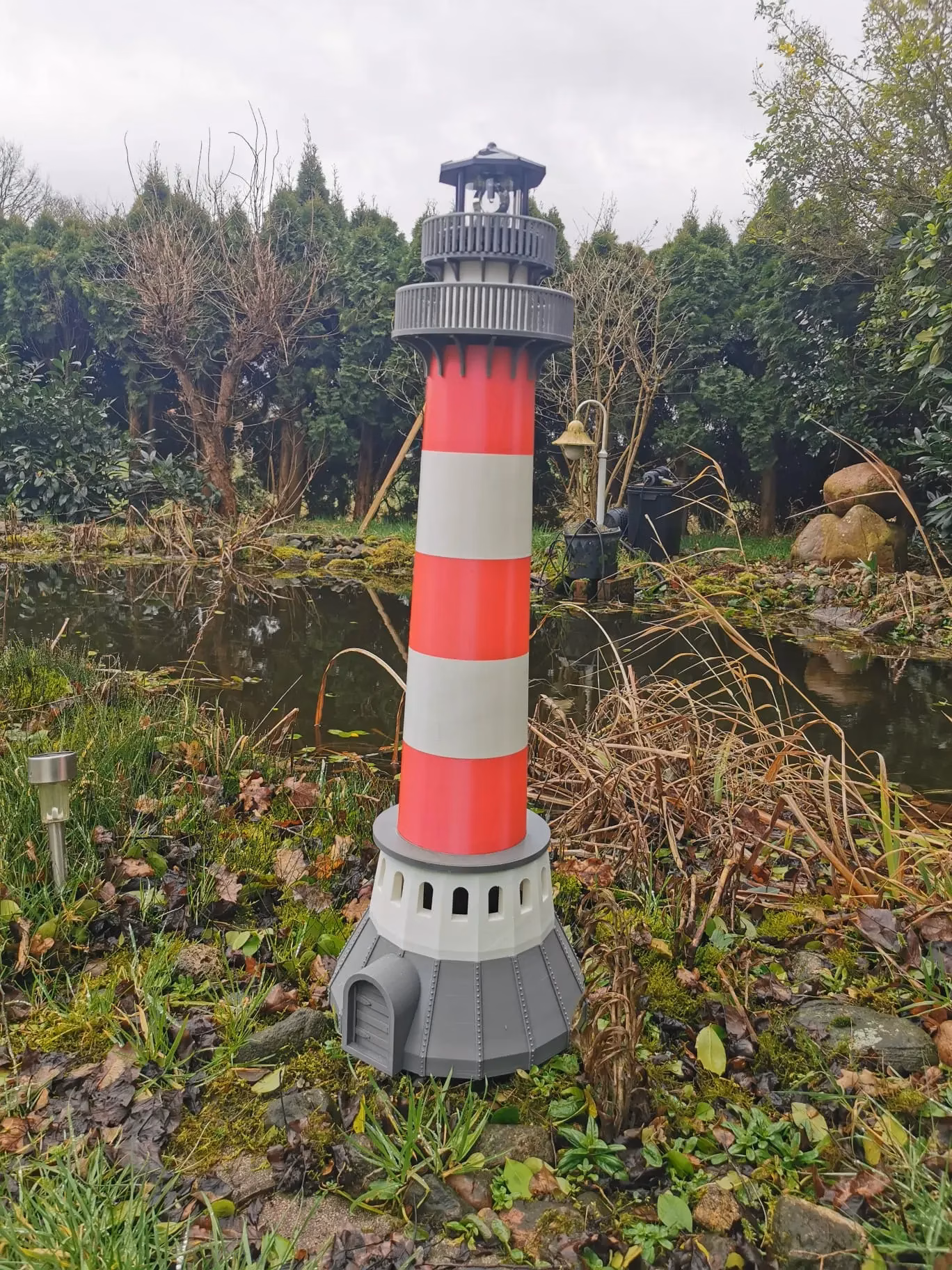 XL Leuchtturm mit Leuchtfeuer für innen & außen